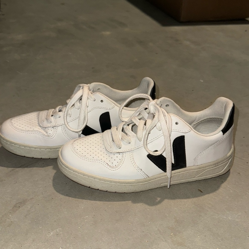 Veja sneakers